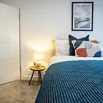 Amazing 2 Bedrooms I Brighton Station I Sleep 6 I Rh1