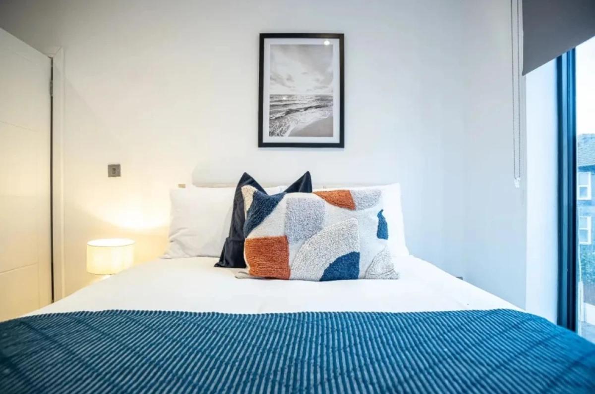 Amazing 2 Bedrooms I Station I Sleep 6 I Rh1 Apartment *